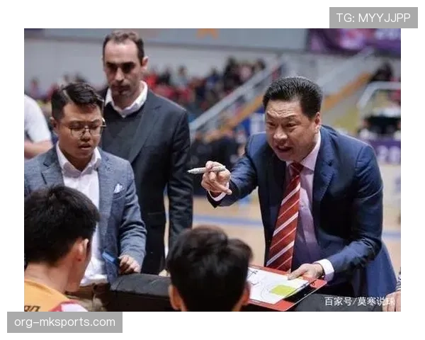 犯规判定存在哪些容易被误解的关键点？专业裁判如何界定？