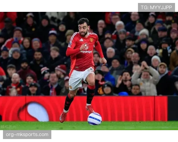 曼联复兴进程仍未完成，对赛季成绩目标形成挑战，球队稳定性需持续提升。